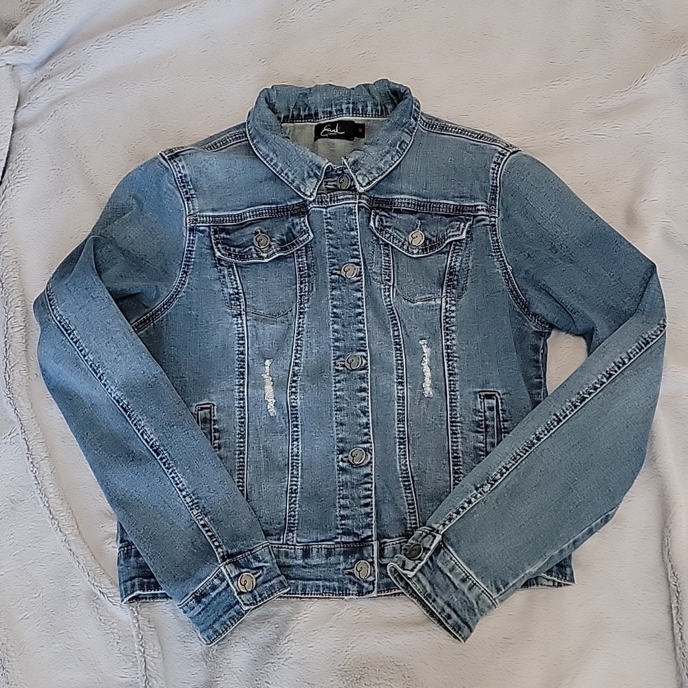 Earl Jeans Distressed Denim Jacket - Picture 1 of 7